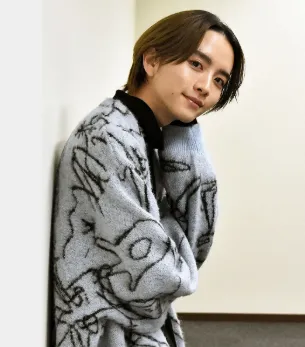 板垣李光人８